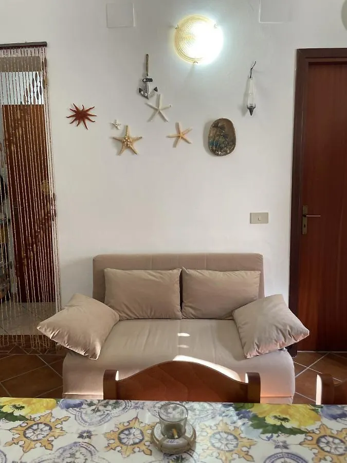 Casa Spaziosa Al Centro Di Ustica Isola di Ustica Daire